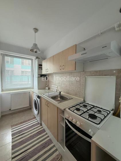 Apartament de închiriat, 2 camere, 50 mp, Piața Mihai Viteazul - 8