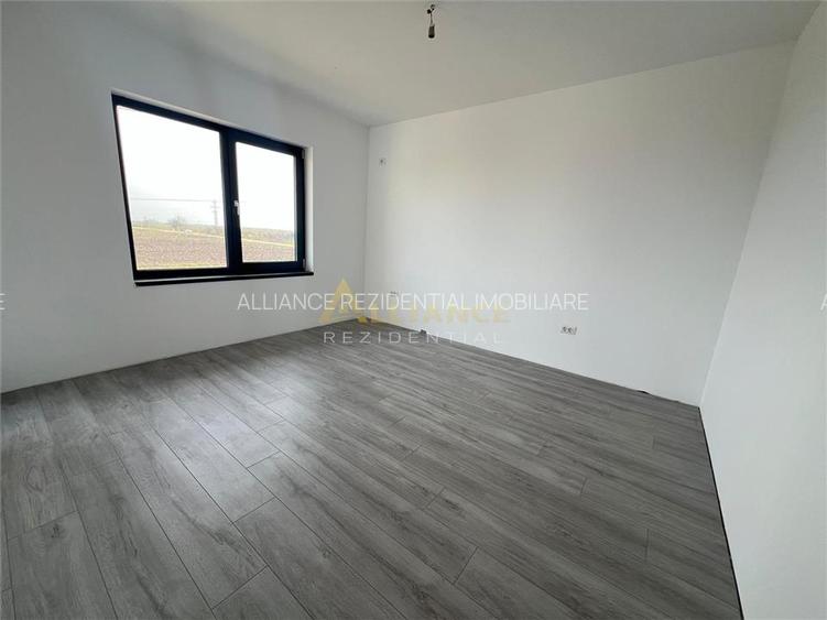 Vila individuala - 4 camere - 2 bai - 145mp utili - teren 450mp - 16