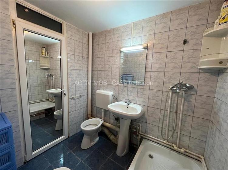 Lugoj, 3 Cam., 72 Mp., Decomandat - 16