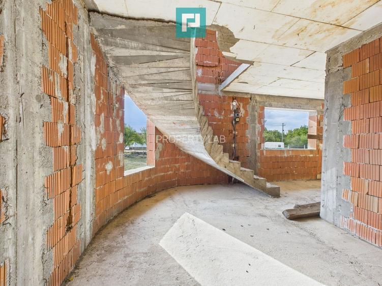 Casă la roșu S+P+1 în Bodrogu Nou - 8