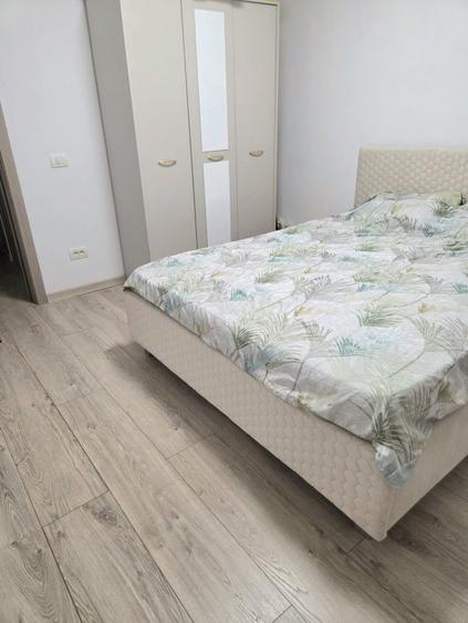 Titan Diham Apartament 3 camere renovat centrala proprie