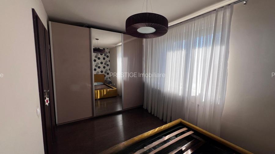 Apartament cu 4 camere de vanzare in zona Splaiul Crisanei - Oradea - 9