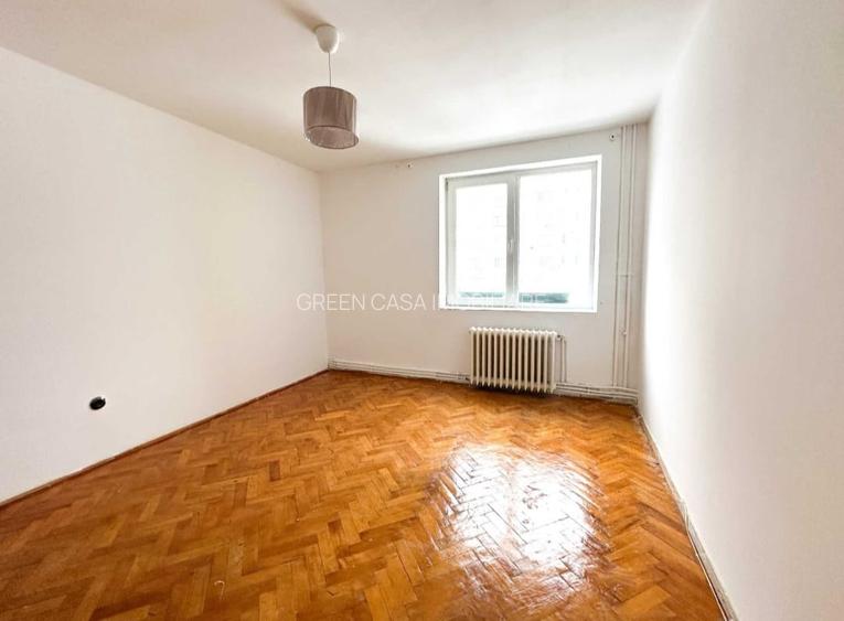 Apartament de vanzare  3 camere zona HERMES Gheorgeni - 3