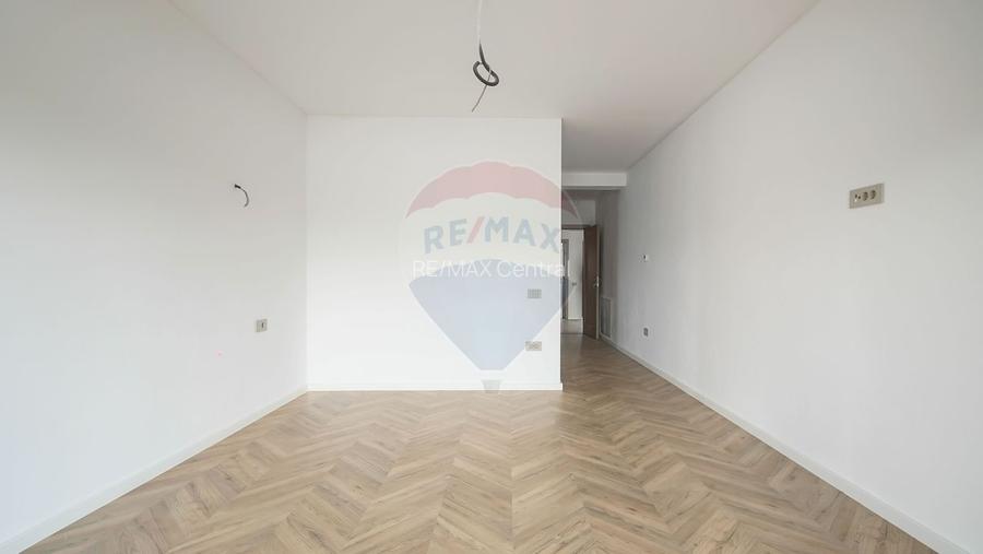 Comision 0 %! Casă cu 4 camere de vânzare în zona Stupini! - 17