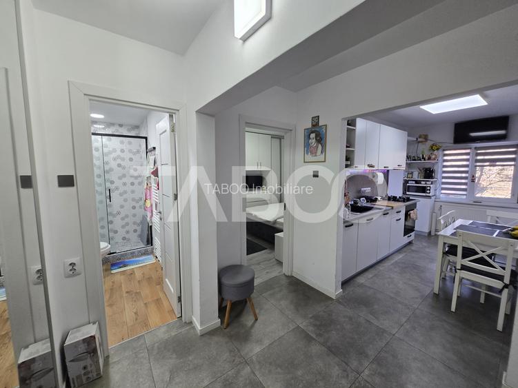 Apartament 2 camere de vanzare 51mp decomandat zona Vasile Aaron Sibiu - 5