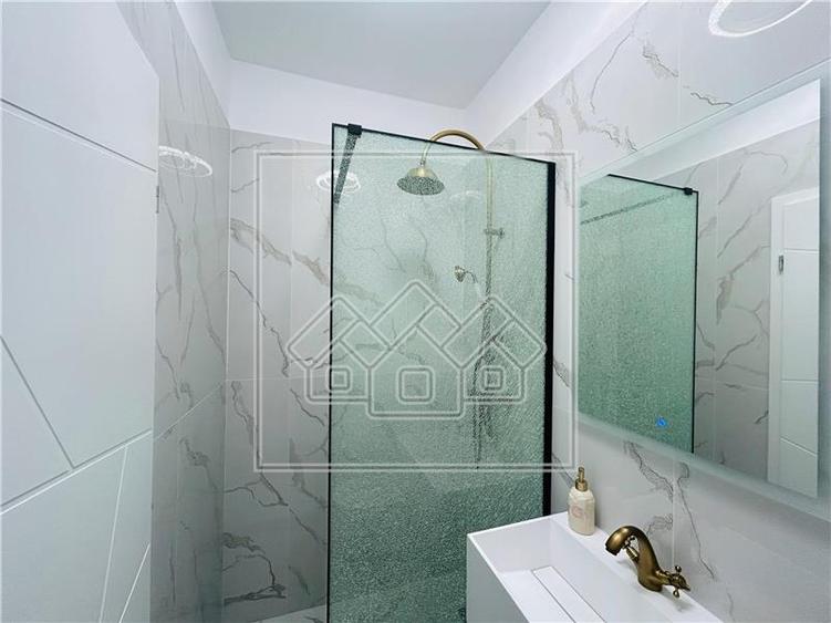 Ap la prima inchiriere, cu 3 camere, balcon, parcare subterana