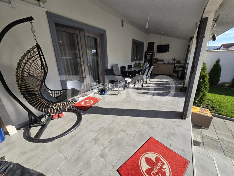 Casa moderna de vanzare mobilata 147 mpu teren 234 mp Selimbar Sibiu - 9