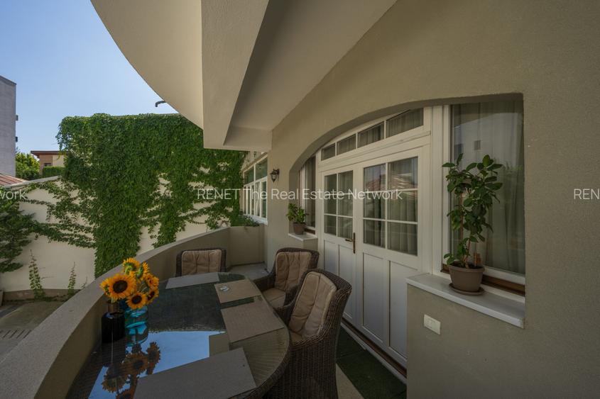 CAROL - EPISCOP CHESARIE, APARTAMENT 250 MP TOTAL, CURTE 250 MP! - 17