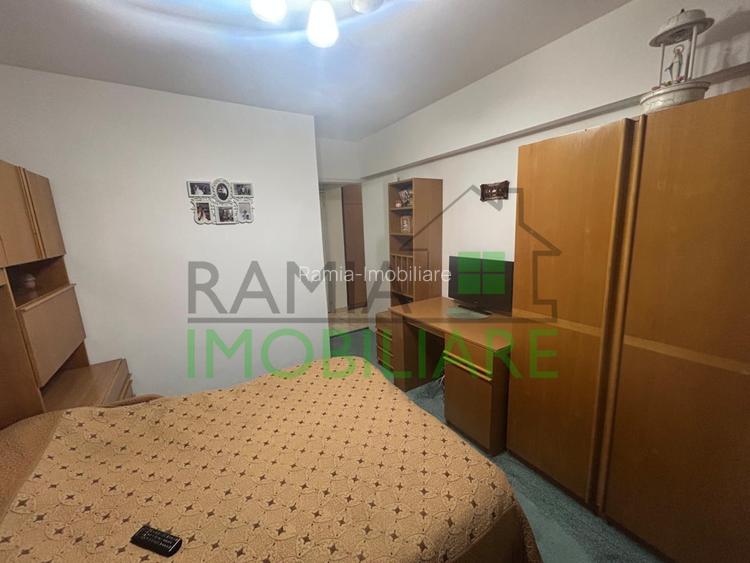 Exclusivitate! Apartament 3 camere decomandat - 11