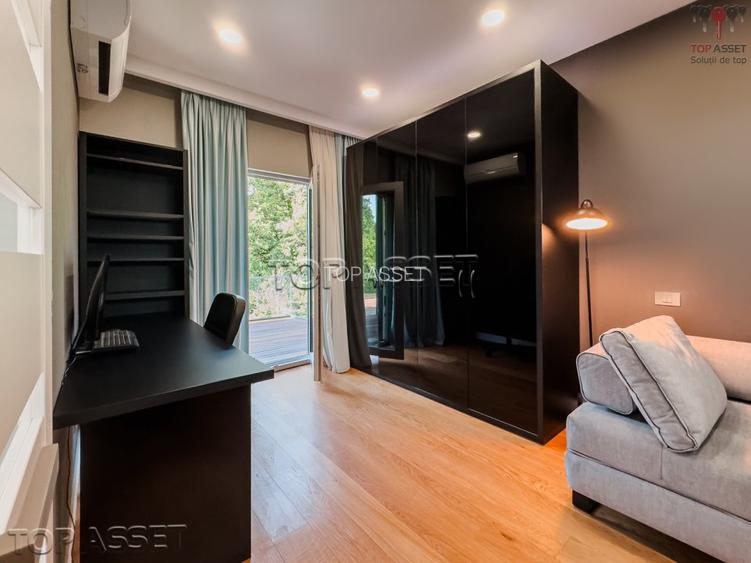 Tunari, vila, chiar langa padure - 24