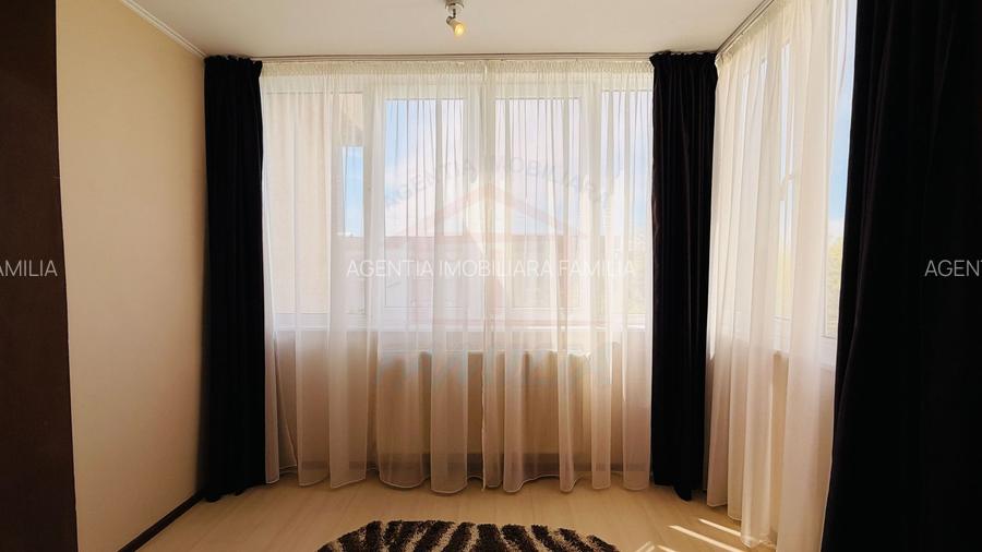 Vand apartament 3 camere IC Frimu in IFR, strada Nae Leonard, Bloc R - 3