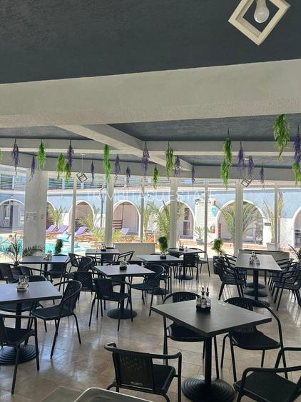 Hotel KM0 Costinesti + Restaurant + Bar + 6 spatii comerciale - 6