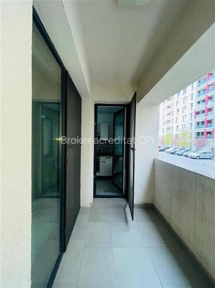 Vanzare Apartament 2 camere LUJERULUI EXIGENT PLAZA SECTOR 6 - 18