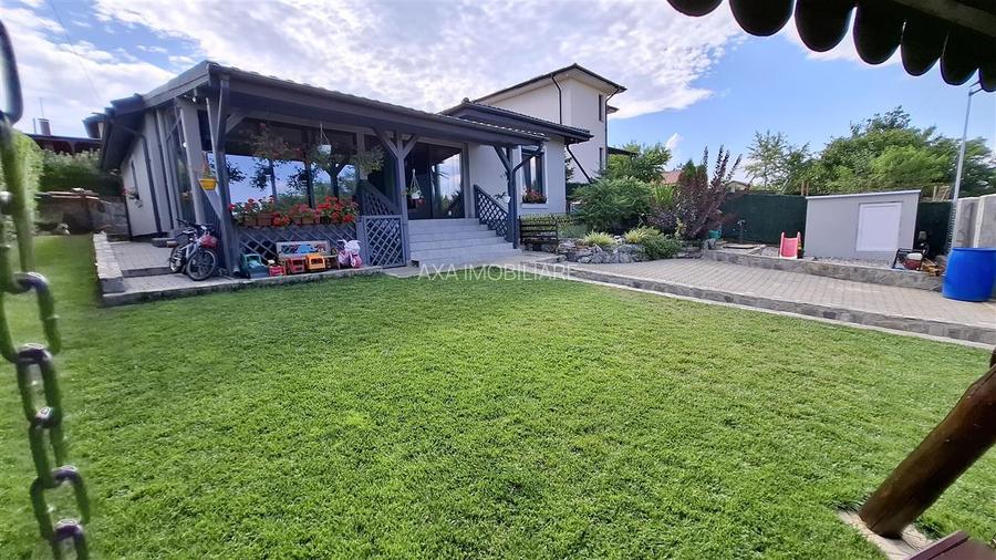 Casa Valea Adanca, 2 bai,Teren 500 mp,Beci,Terasa inchisa,Panouri Fotovoltaice,I - 10