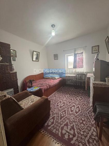 Casă de vânzare – Strada Mugurilor - 8