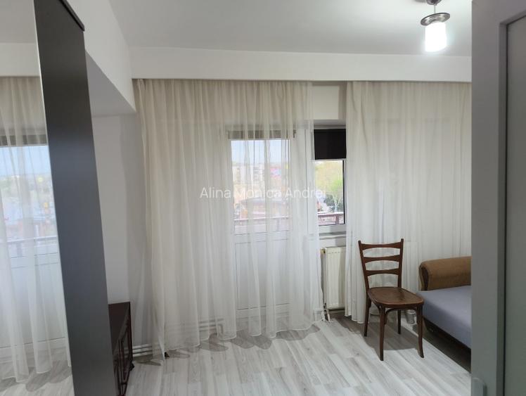 Inchiriez apartament zona Delfinariu Constanta - 2