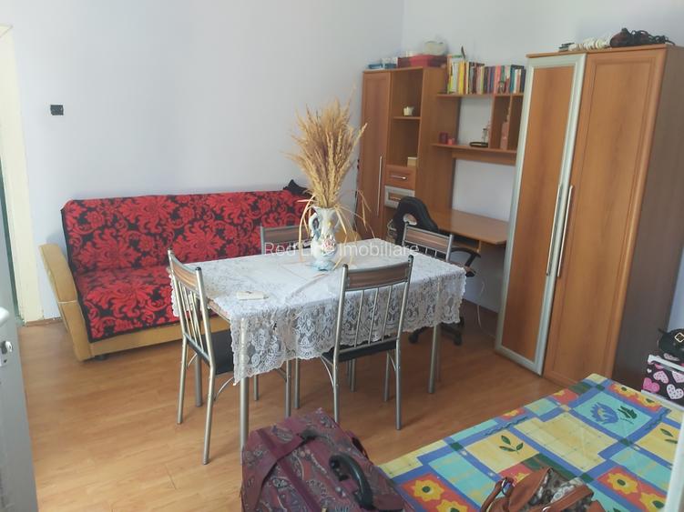 Spatiu comercial si Locuinta - 7