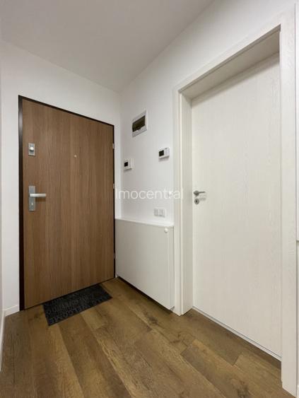 Apartament ultrafinisat cu 3 camere, 2 bai si parcare in Viva City - 2