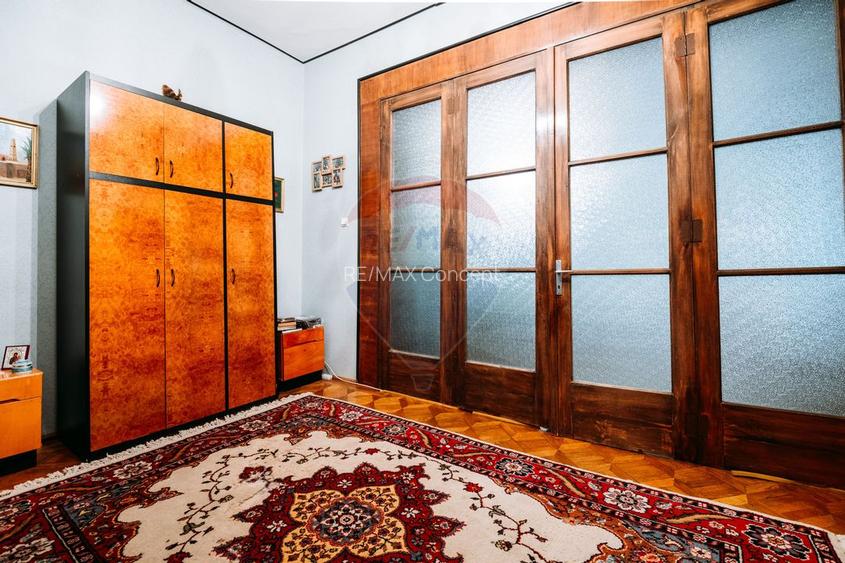 Apartament spațios cu grădină proprie într-o vilă interbelică renovată - 16