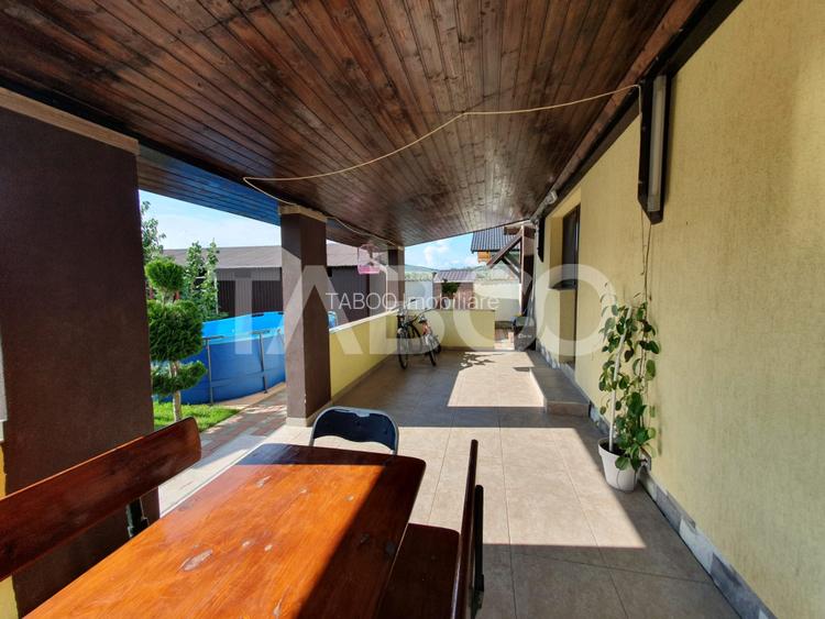 Casa 5 camere 3 bai 2 terase garaj magazie de vanzare 180 mp utili - 23