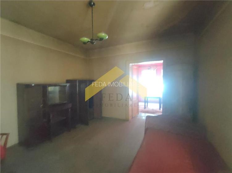 Casa cu 6 camere de vanzare Ultracentral - 8