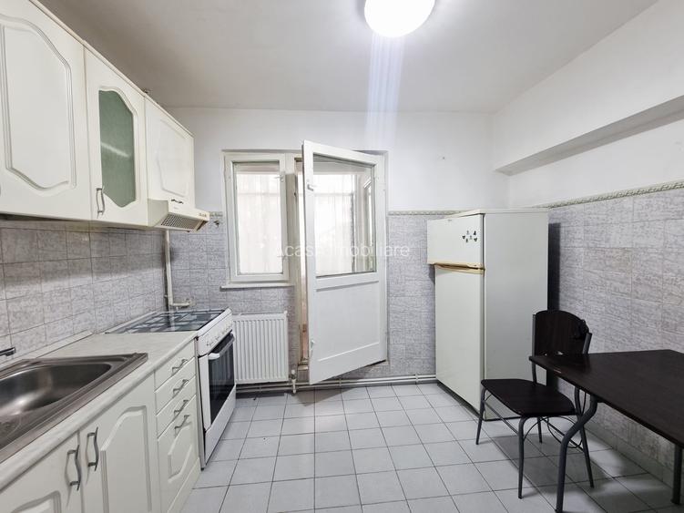 Apartament 2 camere decomandate Mazepa2 bl.LC etaj 1 - 10