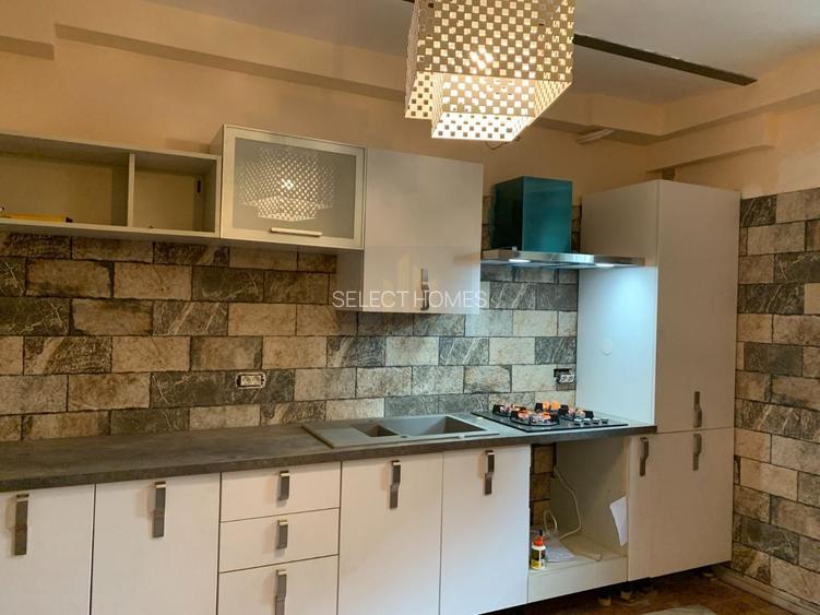 Vila istorica de vanzare in zona *Unirii* | 21 camere | curte, garaj - 44