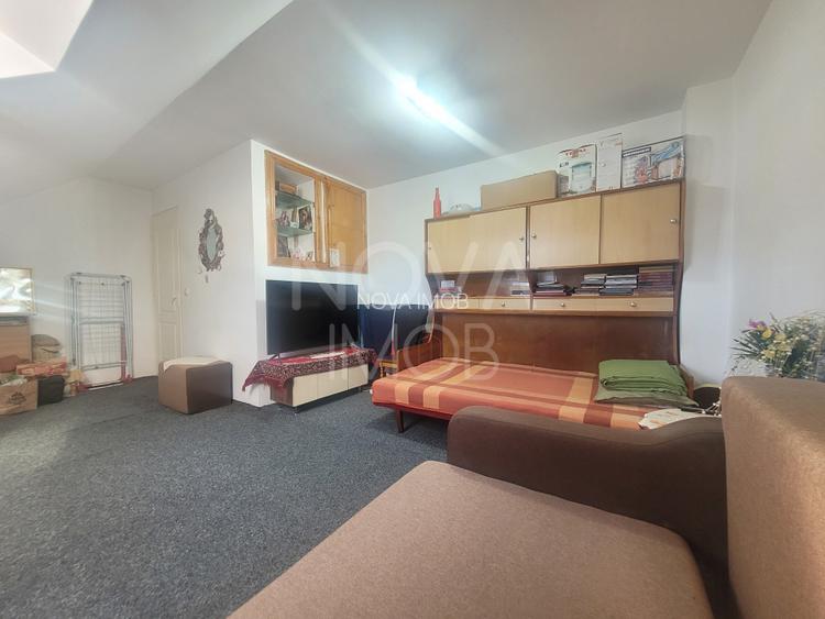 Apartament tip mansarda cu balcon, mobilat-utilat, Valea Aurie - 9