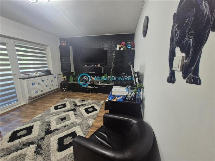 Royal Imobiliare - Vanzare apartament 3 camere zona Paltinis - 3