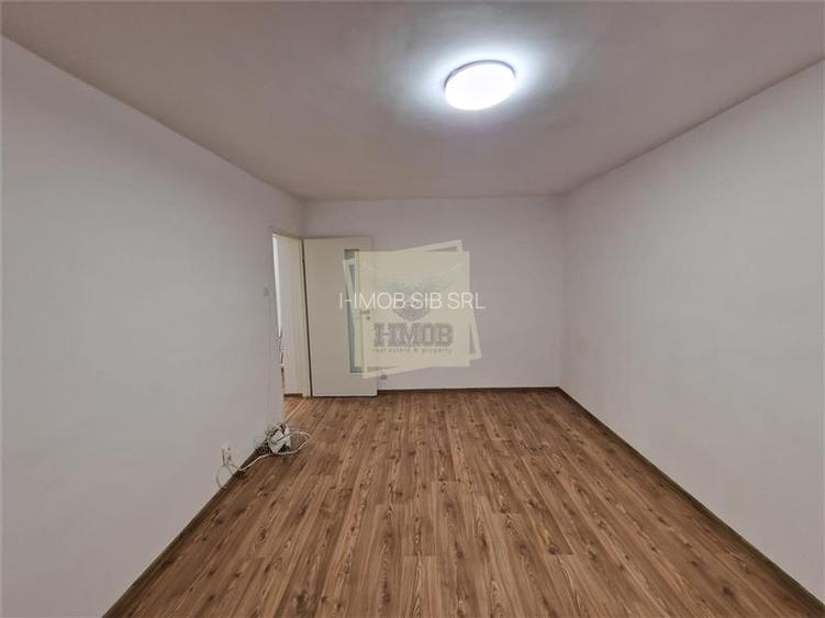 Apartament 3 camere cu pivnita zona Terezian - 10