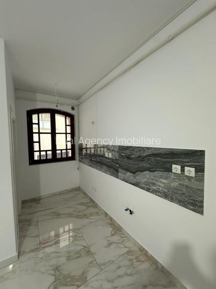 Spațiu comercial Pacurari Petru Poni la cheie ! - 7