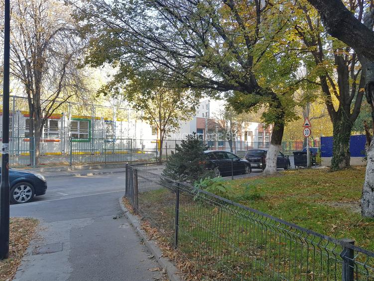 Inchiriere garsoniera parter, bloc anvelopat, Piata Resita, 230 euro - 9