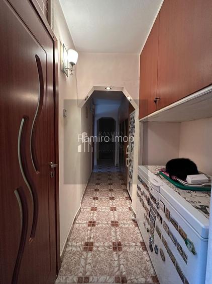 Apartament 3 Camere Decomandat- 70 mp - Metrou 1 Decembrie - 3