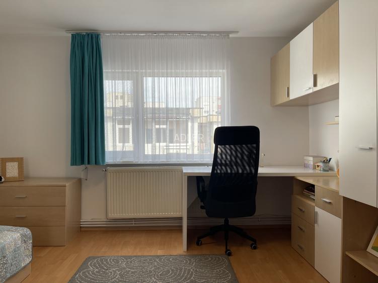 Zona Eroilor, apartament 3 camere decomandate, 2 grupuri sanitare - 12