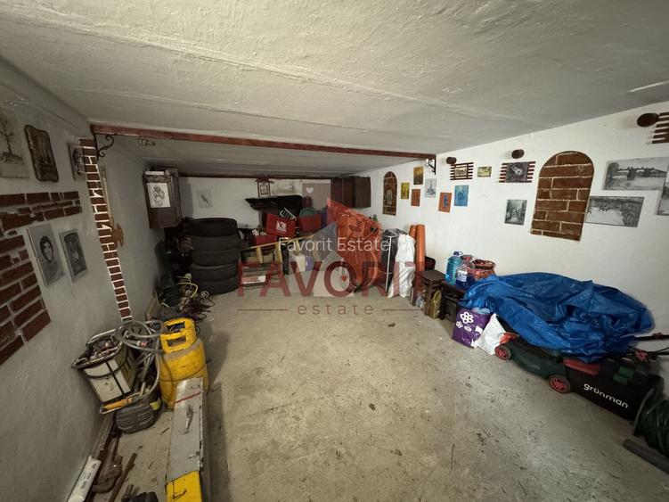 Etaj 2. Centrala proprie. La 400 m de Opera. Disponibil imediat. - 15