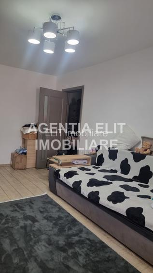 Apartament 3 camere, zona Grivita, renovat total - 2