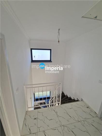 Vila P+E, 4 cam. Alin Automobile, 10 min de centru Miroslava - 6