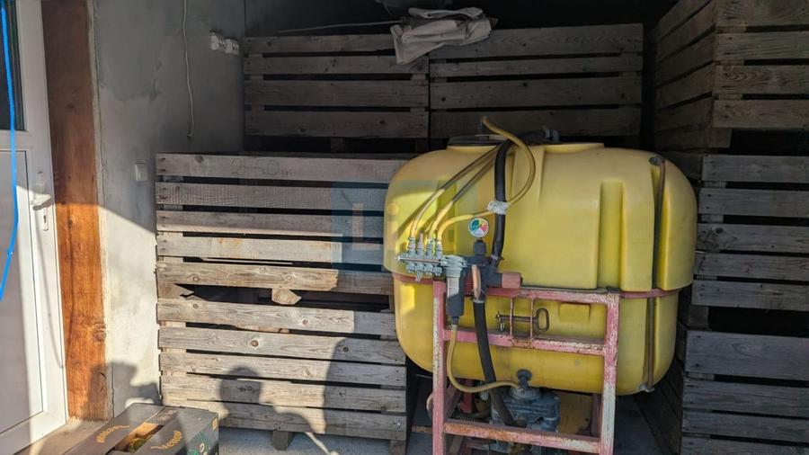 COMISION 0% Afacere fabrica de sucuri, 3 hale, livada + 7700 mp teren