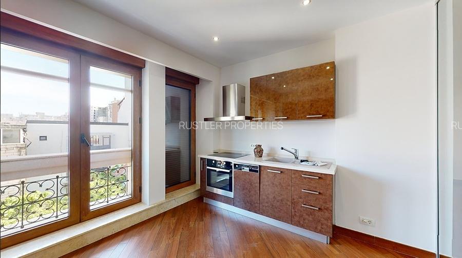 Apartament cu 3 camere, 178 mpc - Dorobanti, bloc 2010 - 2