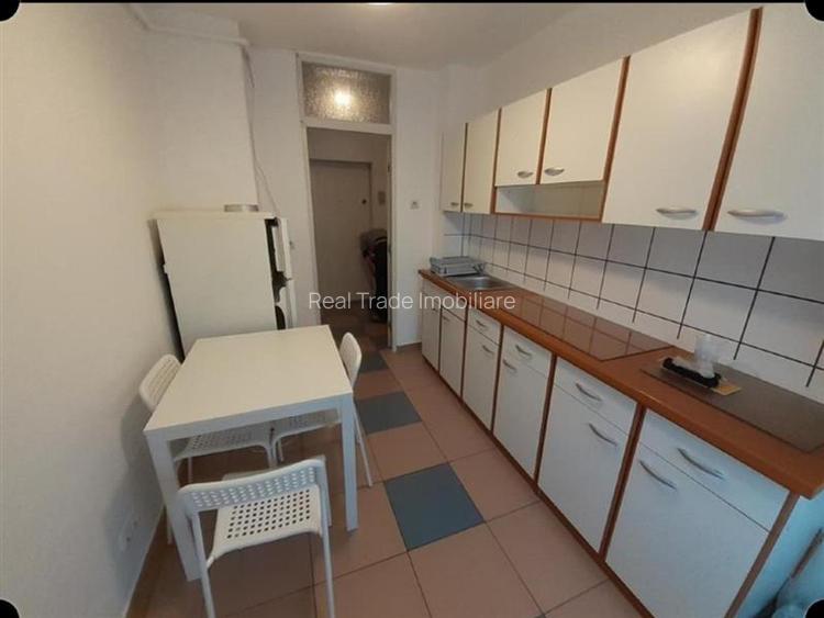 Apartament 2 camere decomandat etajul 1 Centrul Civic- Toamnei - 4