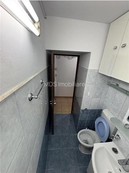 3 camere la etaj 1 in Piata Dacia - 3