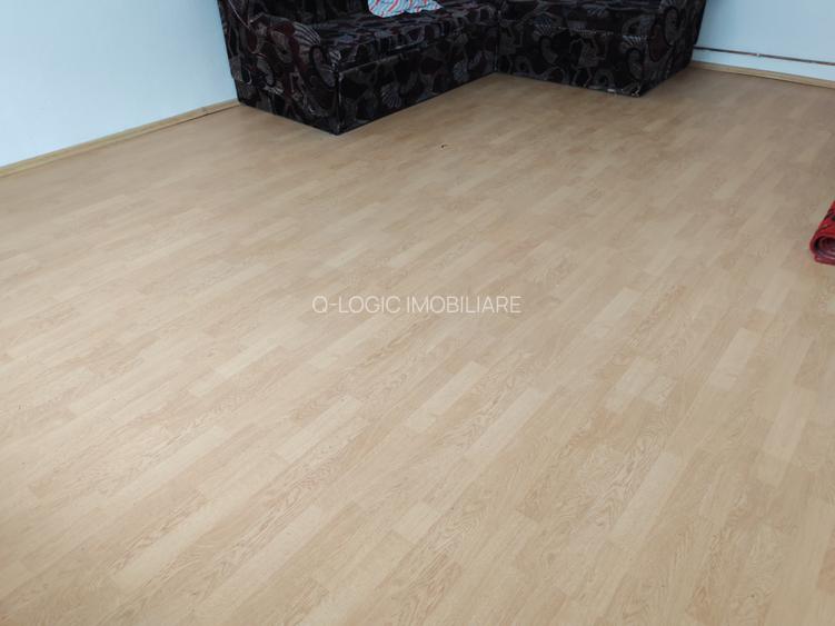 Casa 4 camere libera la vanzare HALCHIU - 4