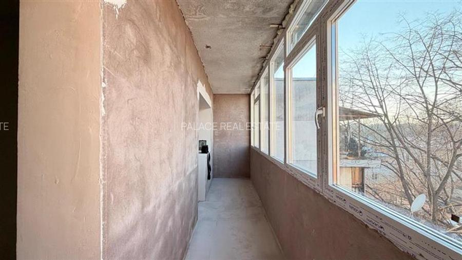 Apartament cu 3 camere, 2 bai, UMF CENTRU, decomandat, bloc din 1980 - 9