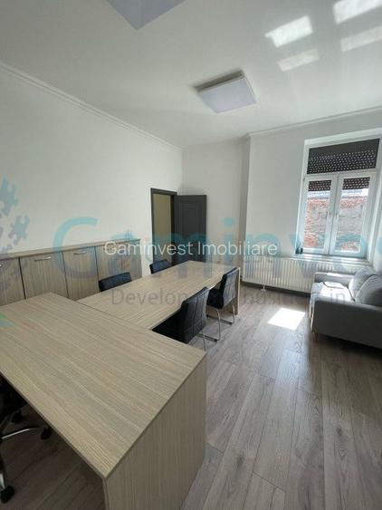 Spatiu de birou de inchiriat in Oradea, cu 3 camere, zona centrala - 2
