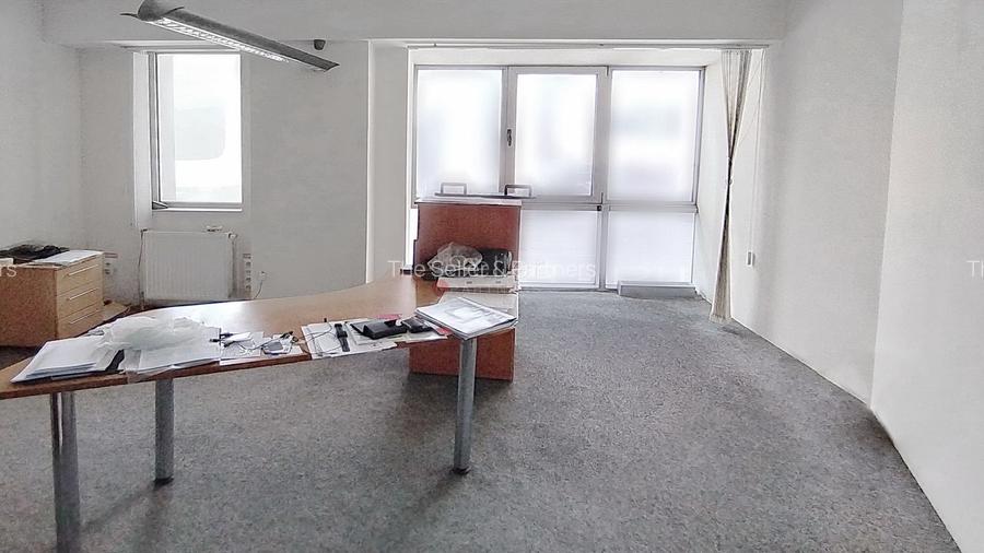 Suprafata generoasa Pret atractiv - 12