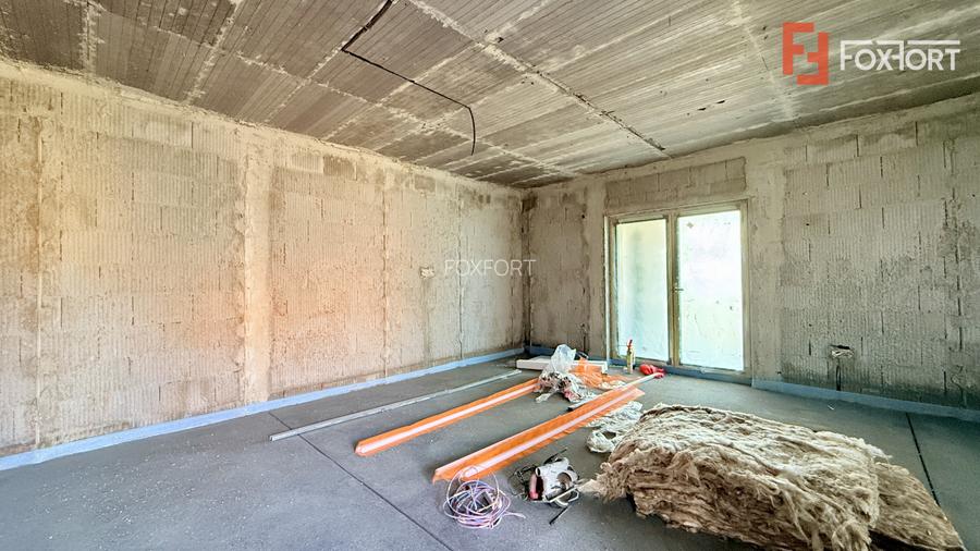 Duplex cu 3 camere si 2 bai pe parter, zona Albina - 2