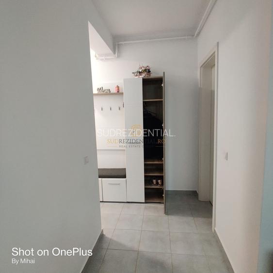 Apartament 3 camere de inchiriat, zona Grand Arena, Sectorul 4 - 7