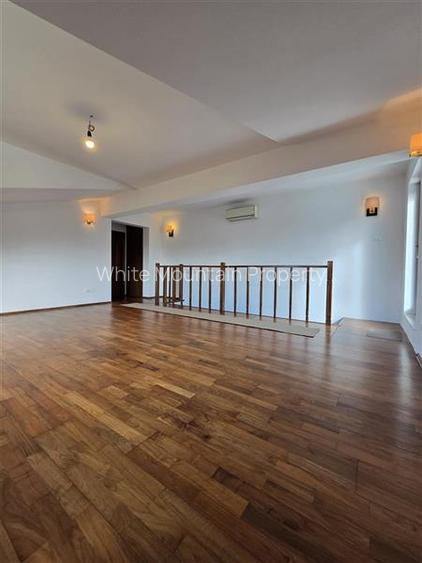 Ion Mihalache, vila 9 camere cu piscina interioara, de vanzare, comision 0% - 23