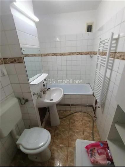 1 camera, 38 mp, centrala termica, etaj 2, Zona Sagului-Steaua! - 5