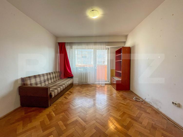 Apartament de 3 camere decomandat, 75 mp, 2 băi, 2 balcoane, etaj intermediar. - 9